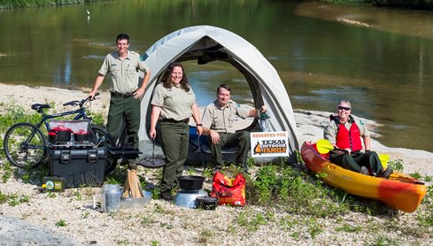 PassportToTexas's tweet photo. Want to learn to camp? ⛺️Grab the family or friends and sign up for a Texas Outdoor Family Workshop! https://t.co/2jGkF1ZRXK https://t.co/wNi7o2ZXNj