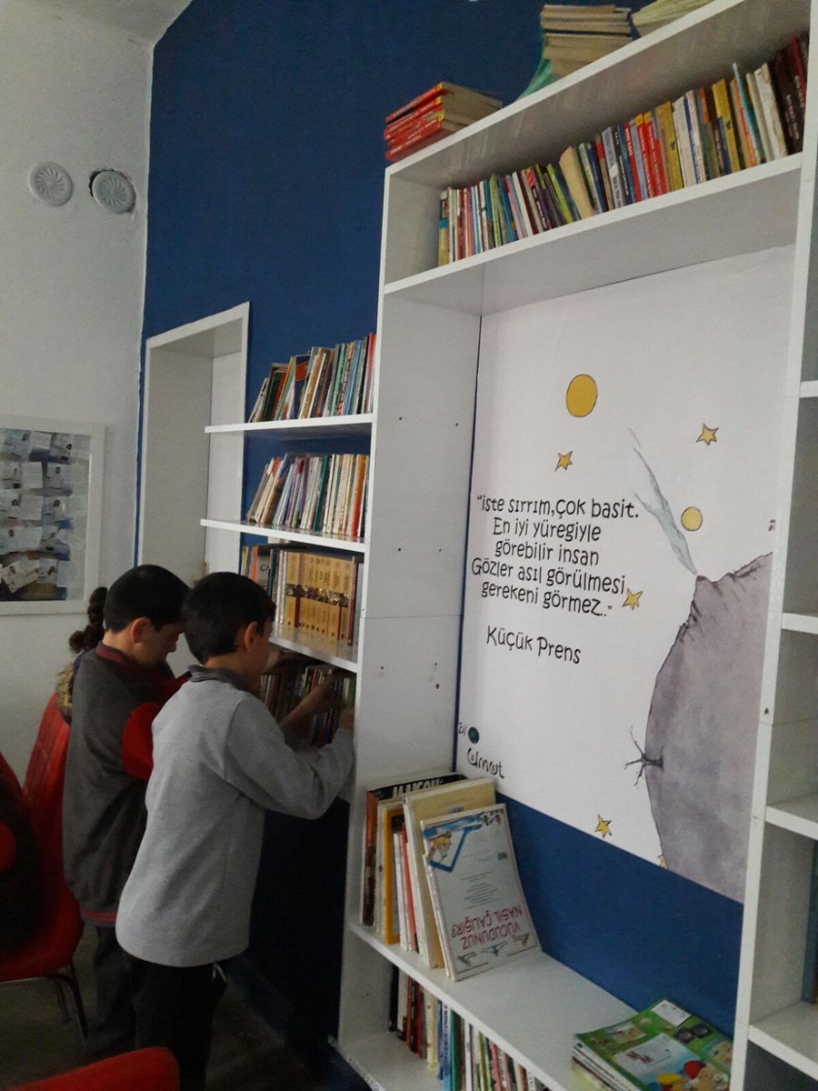 berderinim's tweet photo. "Okuyunca kitabı hayatınızın merkezi yapın " Taha Kıvanç          #samsunokumavakti     #alacammem #ataturkortaokuluokuyor #samsunmaarifhareketi @CoskunESEN57 https://t.co/r2Y7PhMXPn