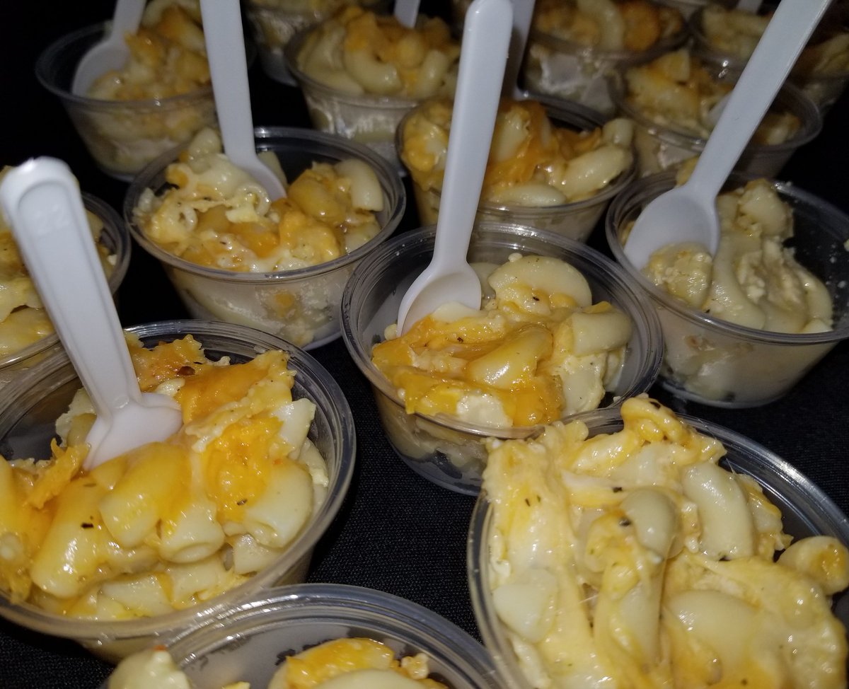 SweetsandMeats's tweet photo. We had a blast at the @JungleJimsMrkt #CheeseFest yesterday, serving up Cincy's #bestmac all day in Mac Alley. 🧀 #sweetsandmeatsbbq #cincyBBQ #mountwashingtonproud #weareMORTAR #OhioSBDC #SCORE #Cincinnati #crackymac https://t.co/GmxgkvGKAv