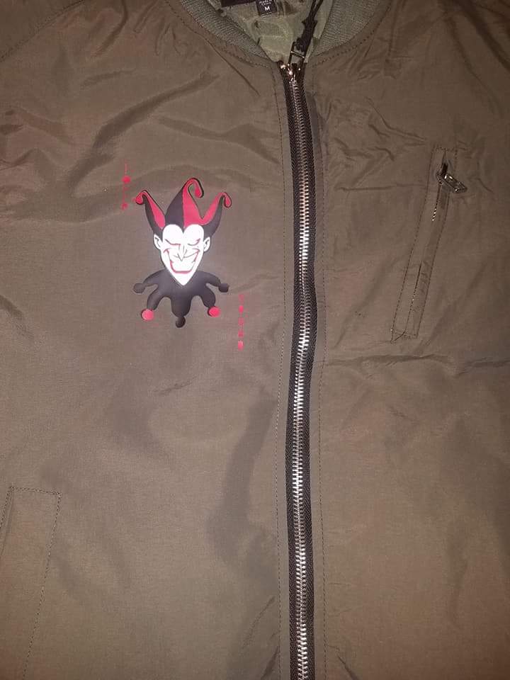 Life3lr's tweet image. Custom jacket we did for a customer please tell us your thoughts.
#3LR #TRUEKING #STRIVEFORGREATNESS #NEWYORK #PARIS #LASVEGAS #CHICAGO #LOSANGELES #BUFFALO #FASHION #CUSTOM #JOKERSQUAD #JOKER #BATMAN #HARLEYQUINN