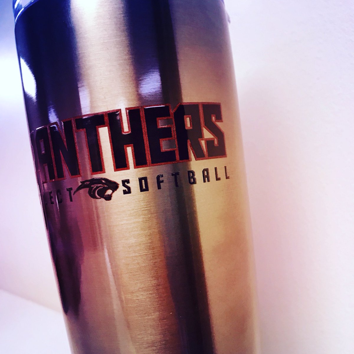 2 The Tee Outfitters tweet media