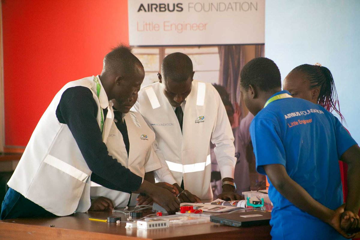 bena_mulash's tweet photo. Airbus little Engineer Workshop official launch in Kenya at Mpesa Foundation Academy, Thika, Kenya, on the 10th of February 2018. @AirbusFdn @tlelebanon @TravelTelescope @smurabana @Globermeshack @Kiyengdenno
#airbusfoundation
#thelittleengineer
#thetravellingtelescope
#STEM https://t.co/lrz2Z06Zgj