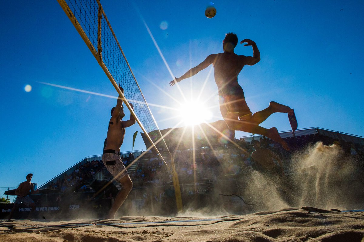 Heads up! We have 2 upcoming #AVPNext tournaments in Navarre, FL on the 17th and Fort Wayne, IN on the 19th. If you think you have what it takes to compete with the pros, sign up here 👉🏼 avp.news/hNgZTb