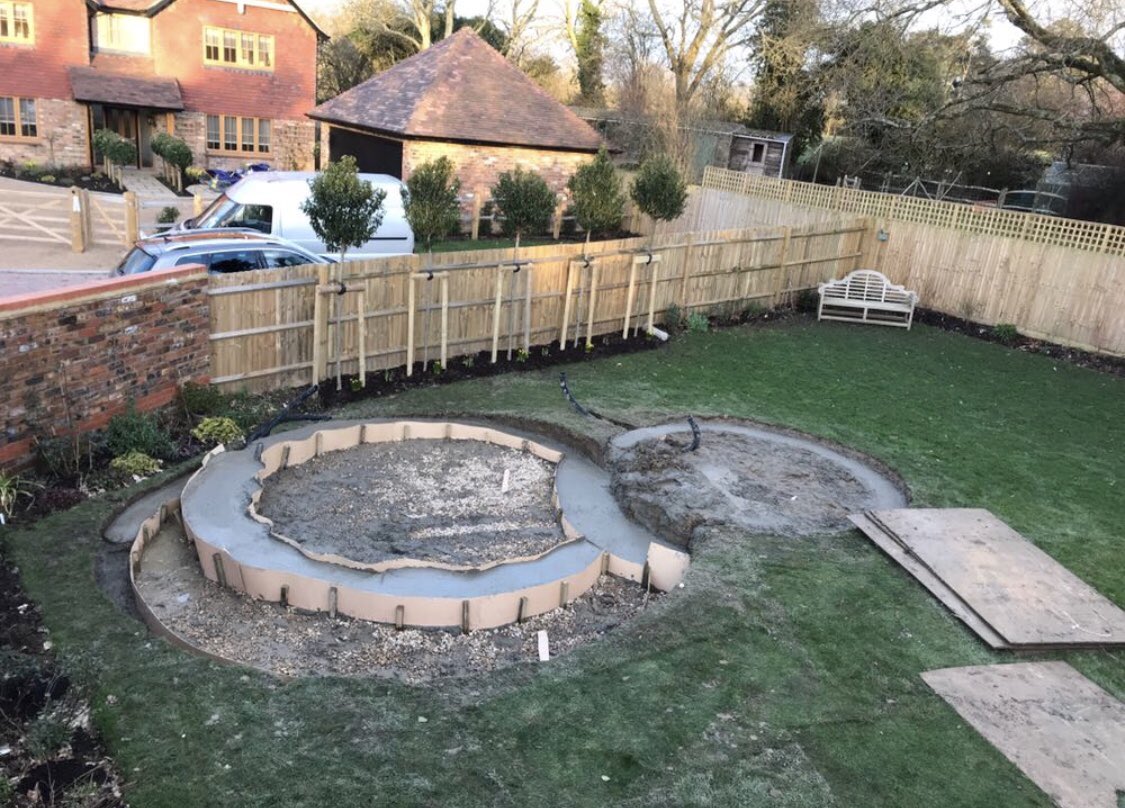 KeystonePaving's tweet image. 2 days in and we’re ready for the brickwork.  We will be using a nice rustic Keswick, one of our favourite bricks at the moment.  Keep an eye out for the finished product.