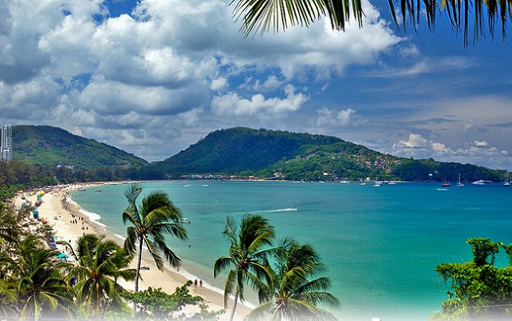 Travitinerary's tweet photo. Popular Beaches in #Phuket Thailand https://t.co/lAHlhllAW3  #TravelPhuket #TravelAsia #Beaches ☀️🌴⛵ https://t.co/BnuyyKWitk
