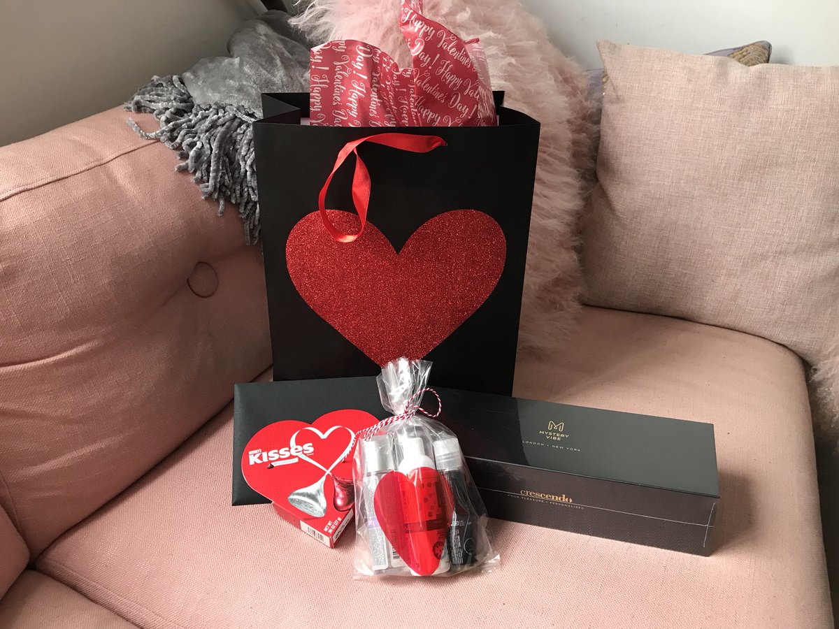 Thanks <a href="/mysteryvibe/">MysteryVibe</a> for this amazing same-day delivery V-day gift! Can’t wait to try this new vibe and the lube! 💘💘💘💘