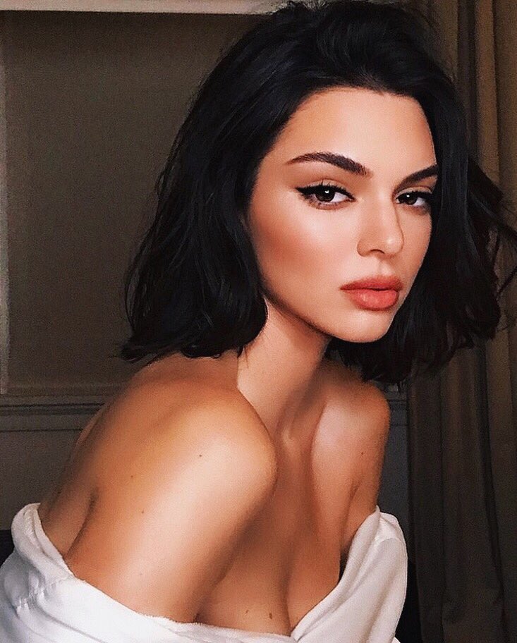 empirekendalI's tweet photo. Kendall 😍 https://t.co/0WfSUsJd9K