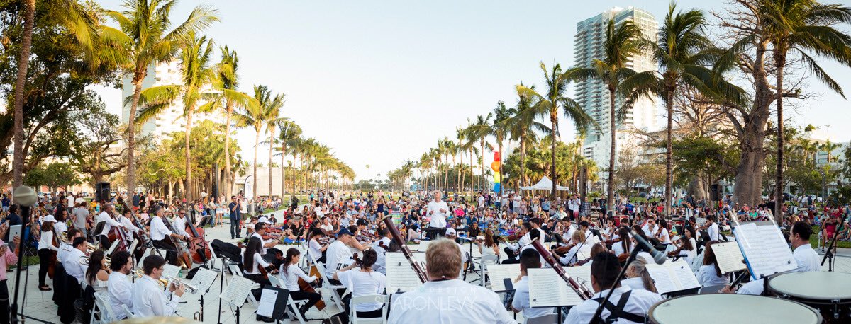 MiamiSymphony's tweet photo. @miamisymphony at @thebassmoa !!!!!!! 📸 @sharonlevyphotography #music #miamisymphony #florida #vibrantsound #orchestra #eduardomarturet #colins #thebassmuseum https://t.co/Qg2z8ch5a8