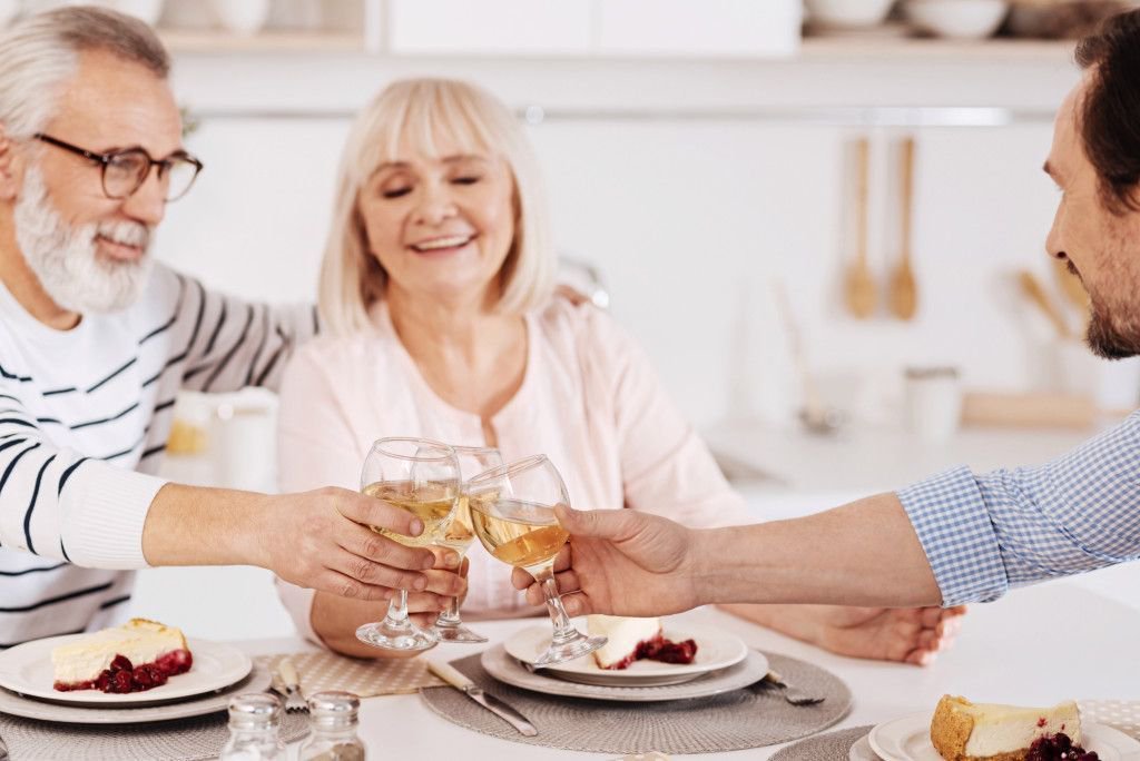 themastersath's tweet photo. Successful Aging: There are so many ways to celebrate being 60 https://t.co/4NsRQCtoiM via @ladailynews https://t.co/T4JYvybvdZ