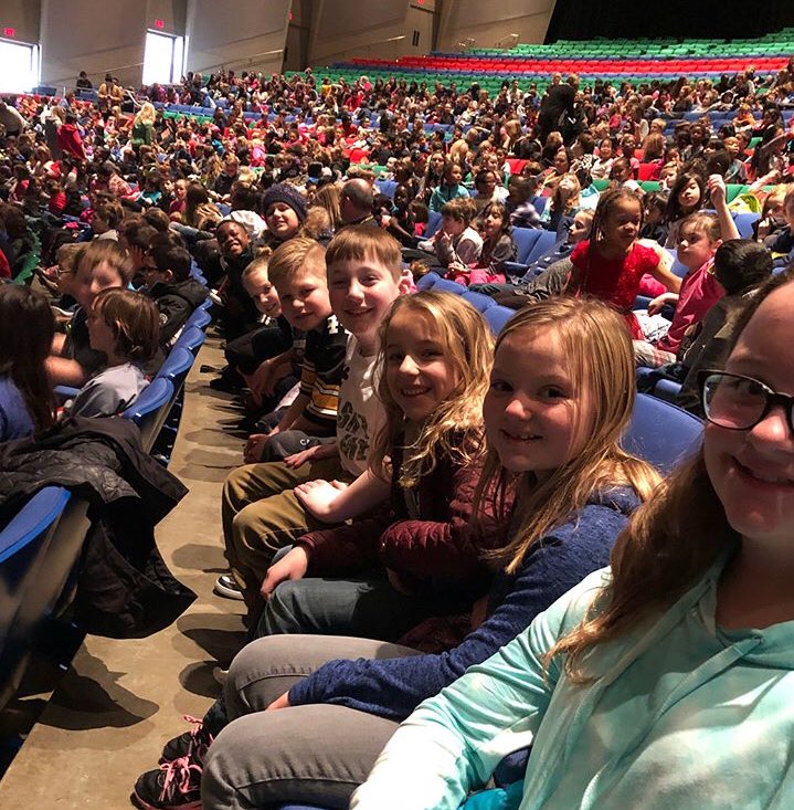 AmyOlesen_ELL's tweet photo. Creole For Kidz & the History of Zydeco! 4th/5th grade WB stds. started their day learning about and listening to Zydeco music-a fusion of African, French, & Spanish music styles. Fun to learn about Luisianna right before Madri Gras. Some even got on stage! #seplearns #sepwb https://t.co/G7gfkJRWcT