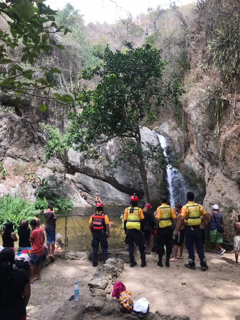 jrafaelvegas's tweet image. Agrupación voluntaria GROS realiza recorrido por Parque Los Chorros, municipio Sucre, parroquia Leoncio Martínez #Miranda #EnBuscaDeTuAmor #MirandaSegura #MirandoAlFuturo #12Feb