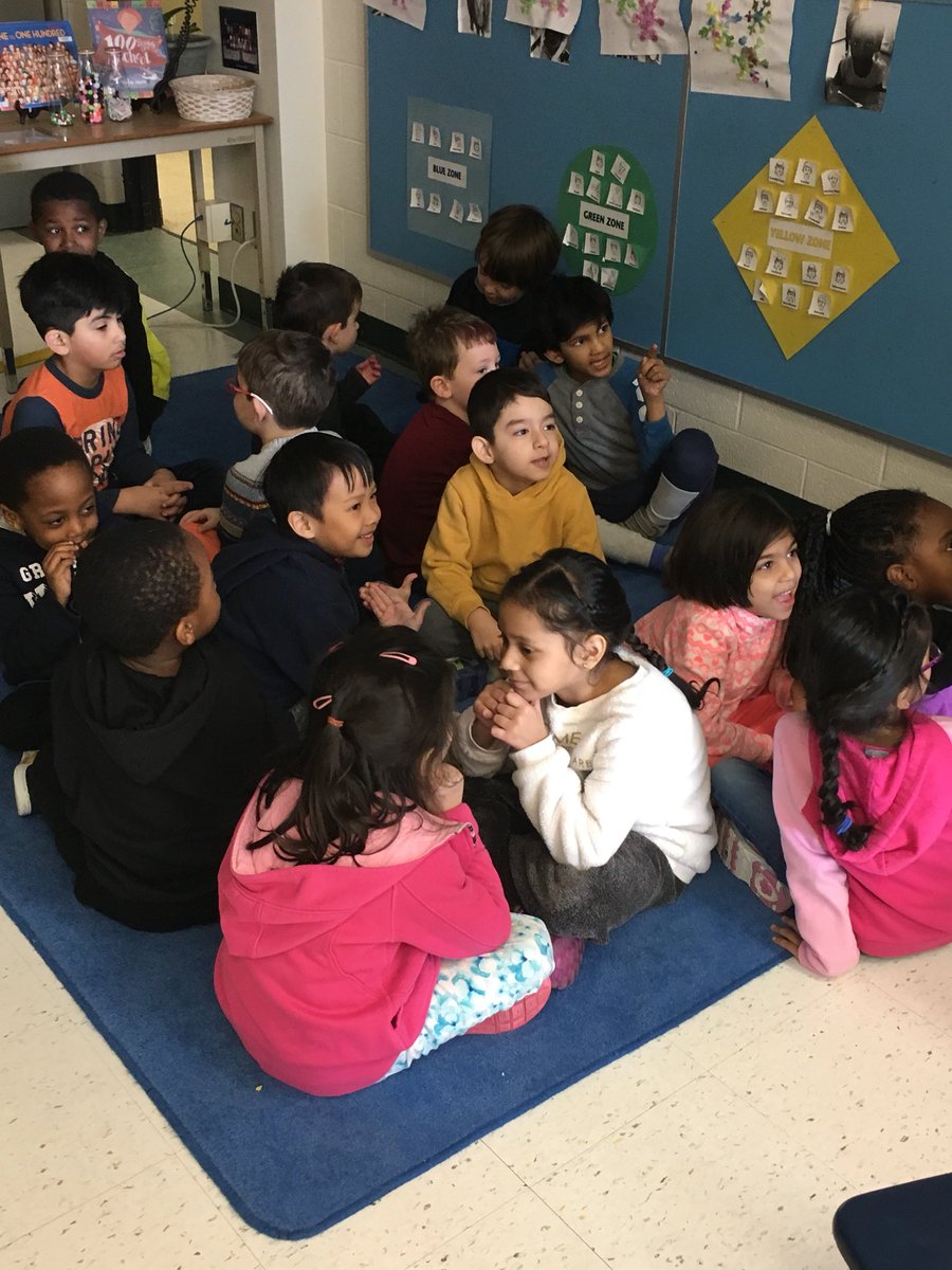MsMichelleMcKay's tweet photo. Using the Turn & Talk strategy to share our mathematical thinking #mathtalkmoves https://t.co/aZiCdBUwvz
