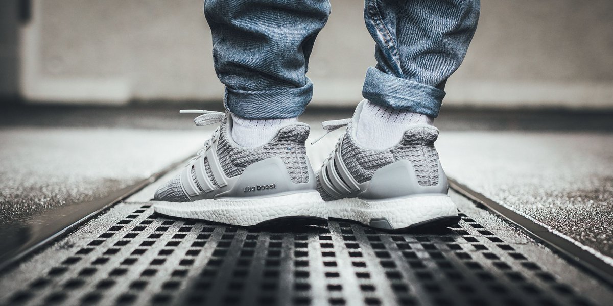 adidas ultra boost 4.0 grey two & core black