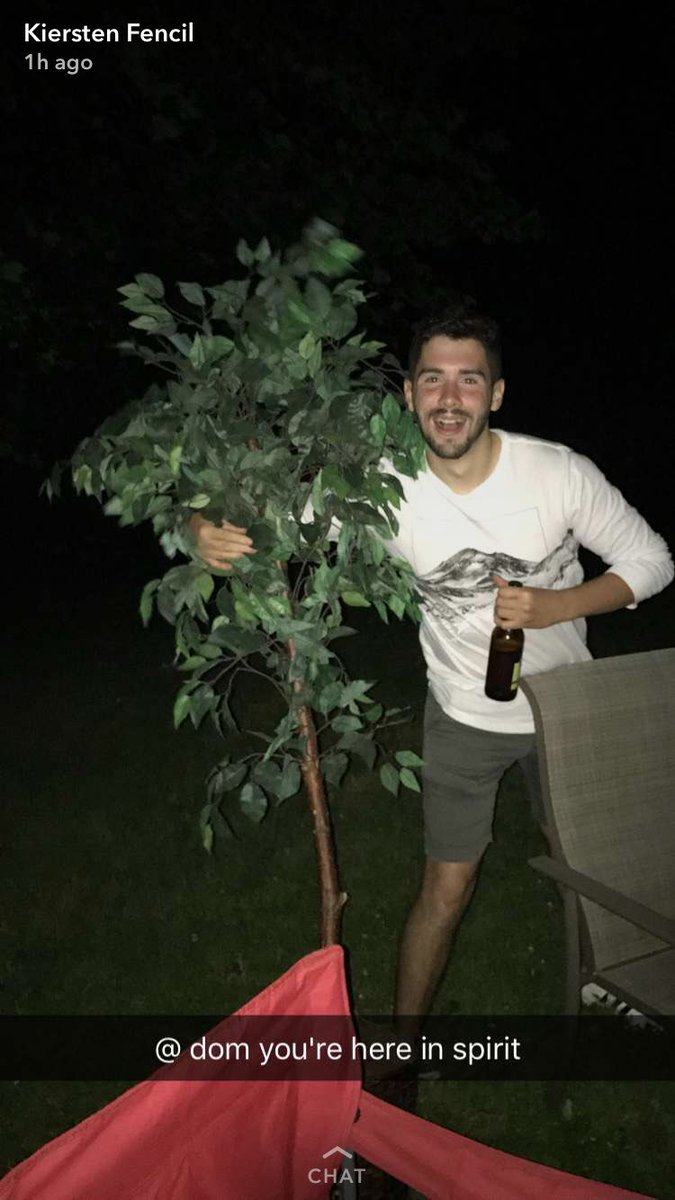 domsnydz's tweet photo. Happy birthday Jim! See you at the frame tonight followed by eat n puke alright sounds good! HAGS 🎈 https://t.co/QwsKHTRcKr