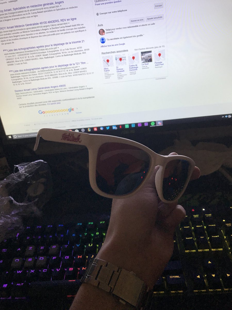 JulienDeveloper's tweet image. Hey @Northweek i have my glasses Ty so much i love it !!!