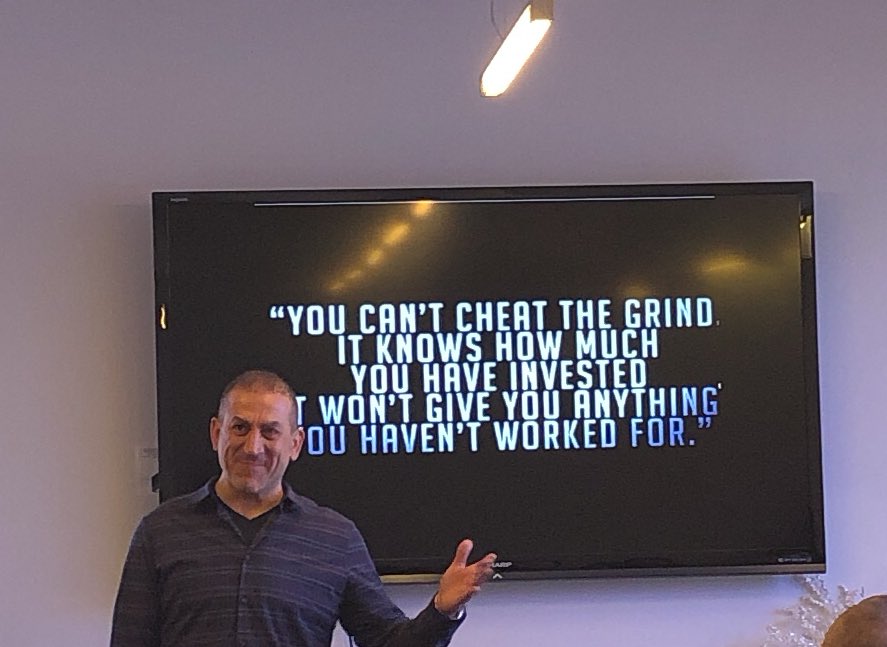 Saber’s steps to Success...what other company has an amazing CEO that slows down to speak with our new Leaders <a href="/WirelessVision/">Wireless Vision</a>! This is THE place to be!! #Passionforourpeople #cantstopwontstop <a href="/simplesimon34/">Jeff Simon</a> @coachjason78 <a href="/MichaelNeibert/">Michael Neibert</a>