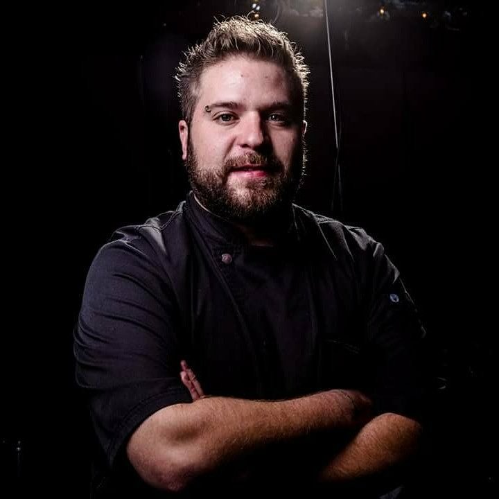 rteteruel's tweet photo. El chef José Miguel García ofrece una inigualable cocina de producto y raíces españolas en #Teruel ¿ya nos visitaron? #AnatoleFrance70 #reserva 5281-7093 #Polanco #terraza https://t.co/Bssq1y1ZXb