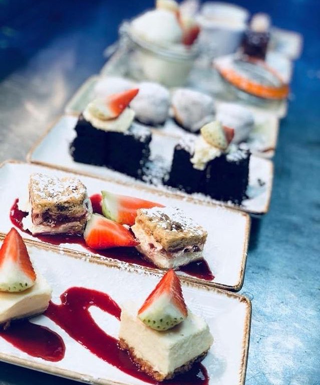 Slug_Uxbridge's tweet photo. Did someone say... half price food? 😏😋 https://t.co/8OPIuJlnEA
