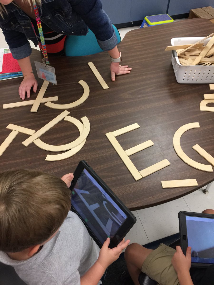 MowreyKeri's tweet image. Pre-K Ss used @Seesaw to practice their letters!! Students did awesome with their letters &amp;amp; technology😊!! Thank you for sharing!!! @EPS_Bobcats @lkbradl2 @Wendysydeski