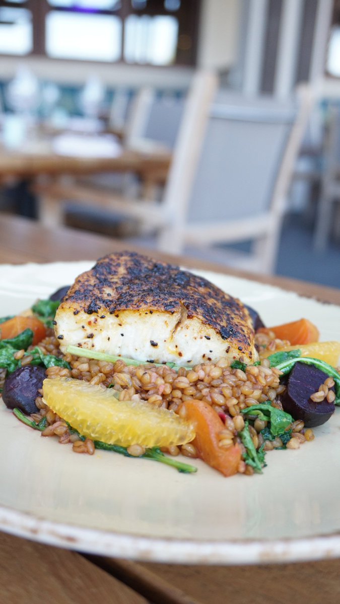 Get a catch of our California White Sea bass on a bed of ancho chile, orange, beets, farro, and baby kale! #OceanaCoastal