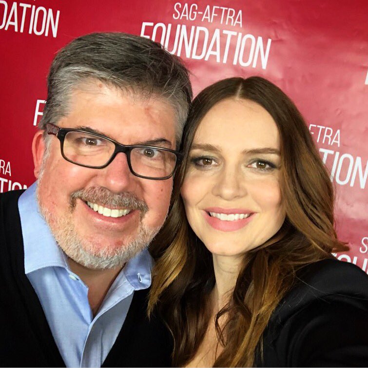 Saffron Burrows (SaffronBurrows_) Twitter