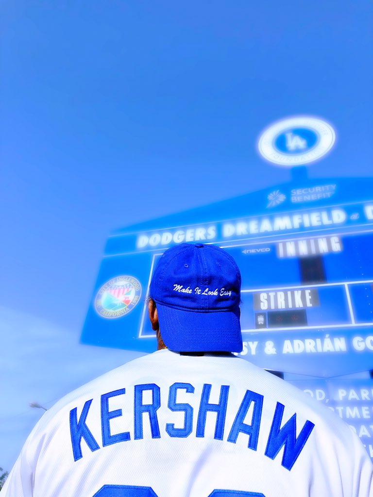 MILE_apparel's tweet photo. M.I.L.E Apparel is for ever growing we have been developing and strengthening. Thinking and Progressing. Here’s a great picture of @MILE_apparel. Perfect your art!
#MakeItLookEasy #Fashion #Dodgers #Inglewood #DarbyPark #DreamField #Kershaw #Progress #Photography #ART #MILE https://t.co/3PJR5MhB1X