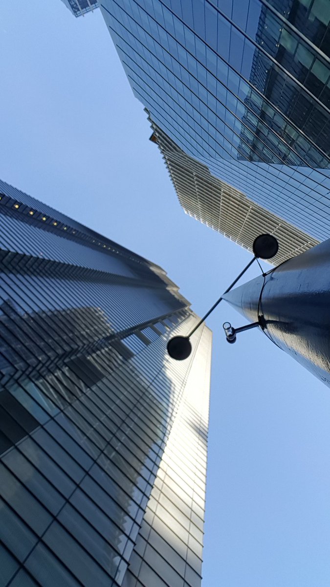 juliefutcher's tweet photo. a pic from todays #urbanclimate walk @_CityAir @cityoflondon #UrbanLabCity https://t.co/eCicFtzjIC