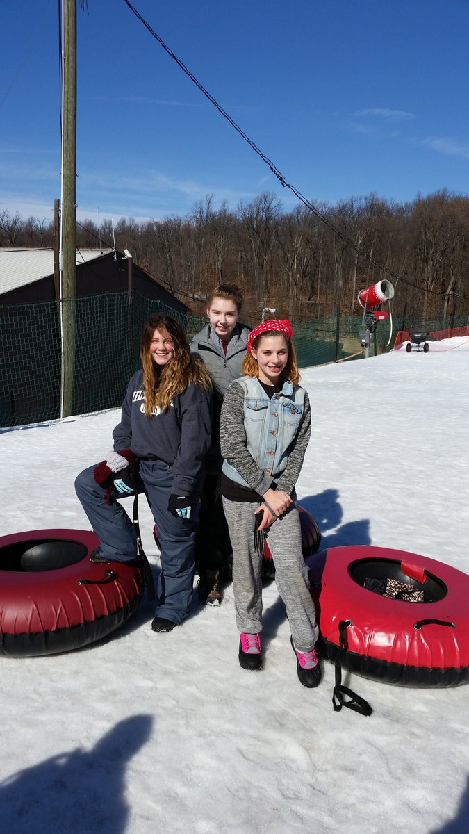 MPetrilloMMS's tweet photo. Learning physics at Roundtop tubing! https://t.co/DNISBltbXG