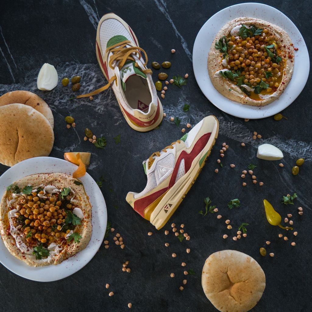 Le Coq Sportif LCS R800 x Sneakerbox "Hummus" launches Saturday 17th February; ONLINE 08:00GMT and IN-STORE 10:00GMT
#hanon #lecoqsportif #sneakerbox
bit.ly/2G9vJs5