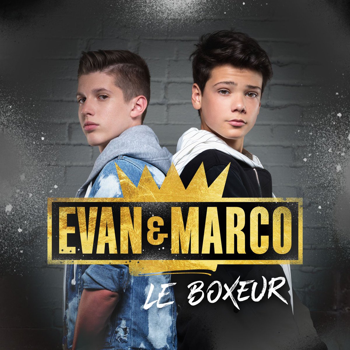 Los20Estelares's tweet photo. Sonando #L20E📻:
El Hit de los jóvenes franceses @EvanEtMarco #LeBoxeur ( (#M2Thep & @TF1 Musique @TF1Entertain ) Temazo!♫ canción escrita por @Sopranopsy4. El hit pertenece a su nuevo álbum Evan et Marco
Escúchalo Ahora: https://t.co/WMrQdtXgXh https://t.co/ARG31sXM2y