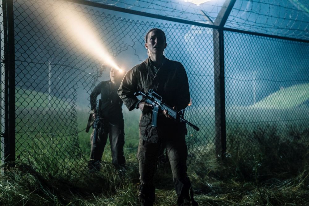 natpdotcom's tweet photo. Three new clips of #natalieportman in Annihilation have emerged. Watch them here but beware mild spoilers - https://t.co/hRdC4P1uIf https://t.co/81MYf6wzdV