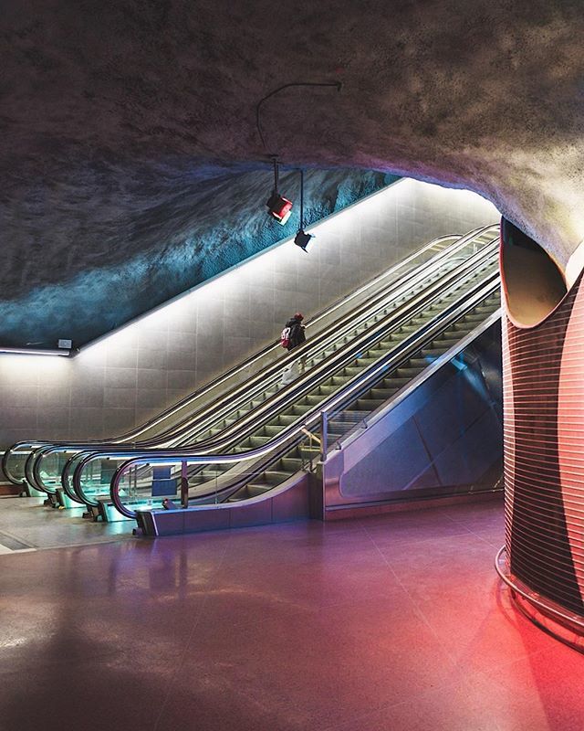 stratosferik's tweet photo. ๐ง: Wait - Tourist //
Life in technicolor / Les couleurs de la vie
.
.
.
.
.
#thespacesilike #cettesemainesurinstagram #this_is_stockholm #theimaged #instagood10k #stockholmcity #we_love_stockholm #fubiz #broadmag #viewstockholm #onbooooooom #harmonyoโฆ https://t.co/HbiNrf5AUI https://t.co/kwpFgZBEf9