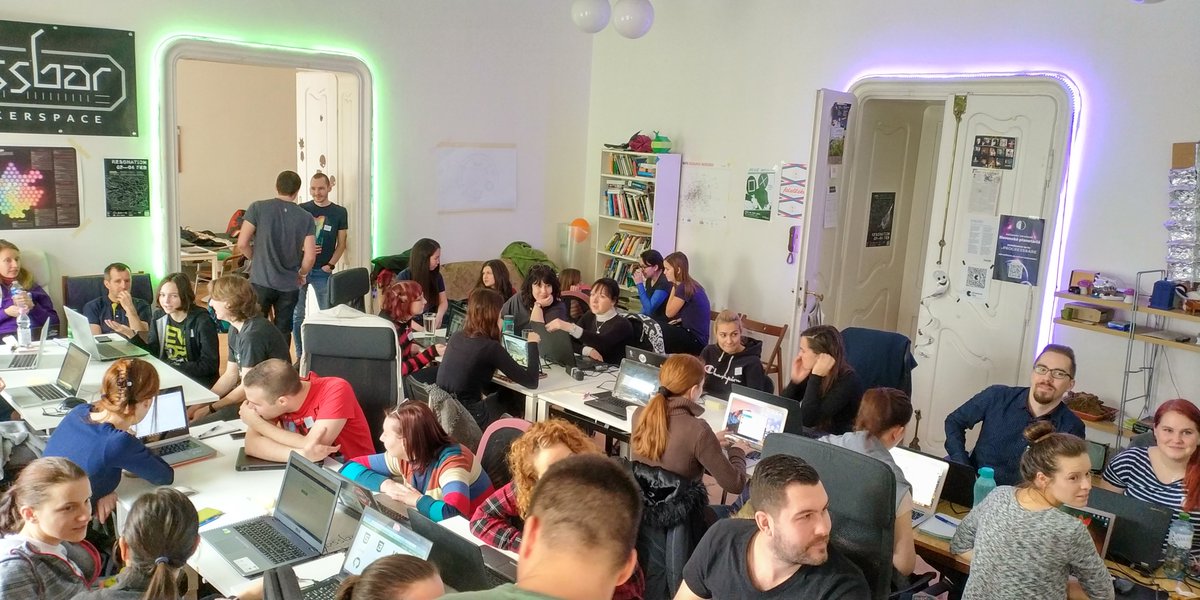 eweWolfie's tweet photo. So many awesome women learning how to #code in #javascript! ✨🦄💫 Can't wait for next #nodeschool. #womenwhocode #coding #WomenInSTEM https://t.co/bREHxbEVg1