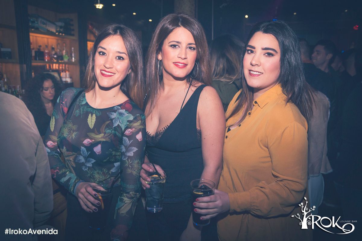IrokoAvenida's tweet photo. 📣 FOTOS SÁBADO 📣 En Facebook 'Iroko Avenida' https://t.co/VgGLyC2KoE ¡¡SOLO HAY QUE VER LAS FOTOS!! Así lo pasamos en #IrokoAvenida #Jerez #HastaElAmanecer 😎 🙌🙌 #DjSet #Jerez #selio #dj #FIESTA https://t.co/Ma26yjFUCZ