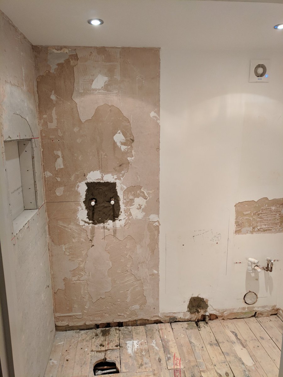 DlHeating's tweet photo. Before #plumbing #heating #herts #essex https://t.co/vhzoVO2SRG