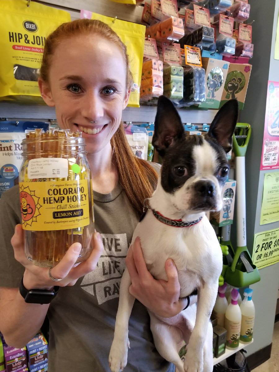 COHempHoney's tweet photo. Alison at Bentleyβs Pet Stuff in Wheatridge. Colorado Hemp Honey helped mellow out her pooch #bentleyspetstuff #petstuffusa #pets #hempforpets #hemppets #coloradohemphoney https://t.co/tXKEgAtBsH