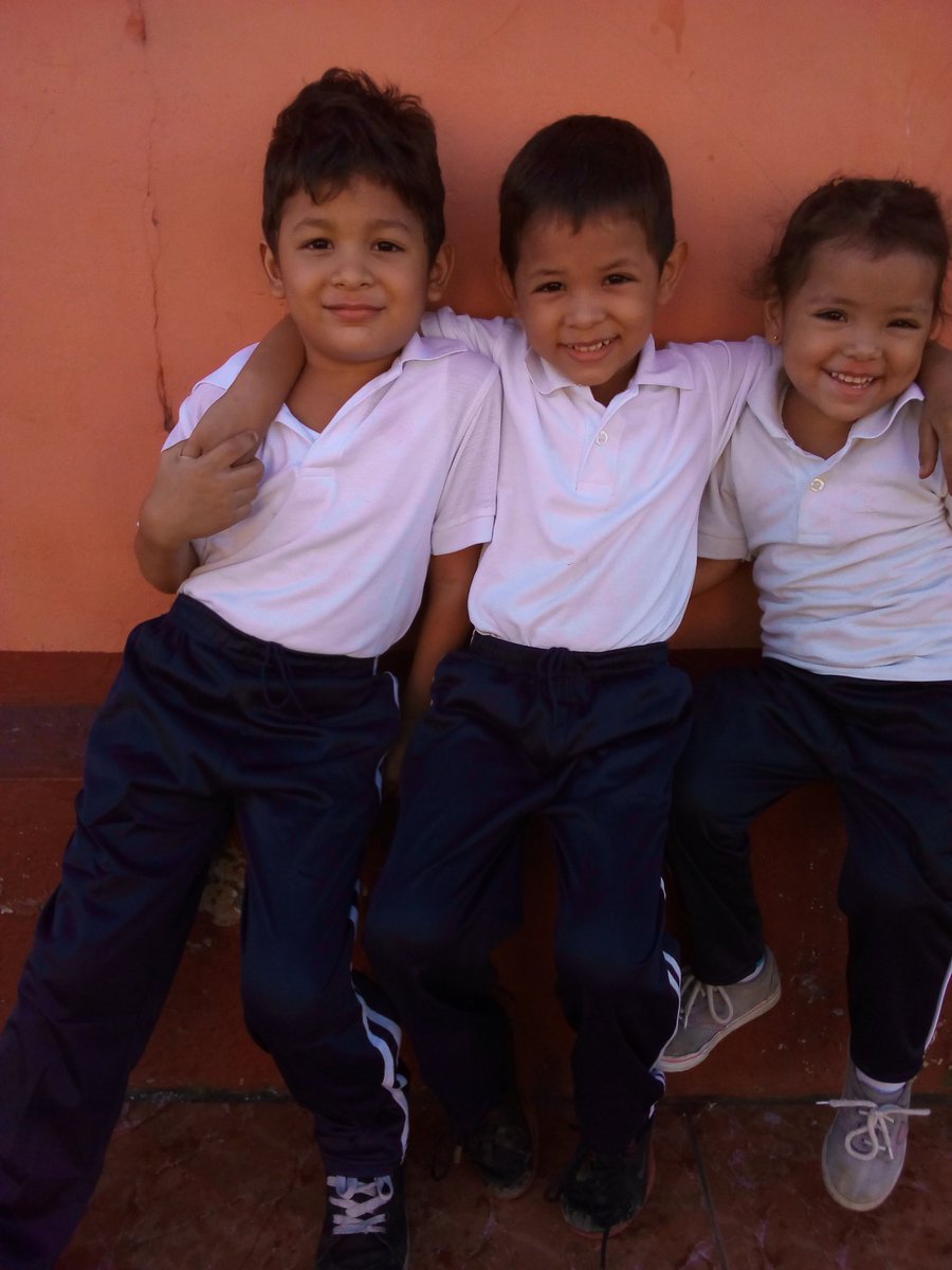 yaoskaherrera's tweet photo. #meacusode amar a mis hijos locamente @programa_hoy https://t.co/WY2UURWOdc