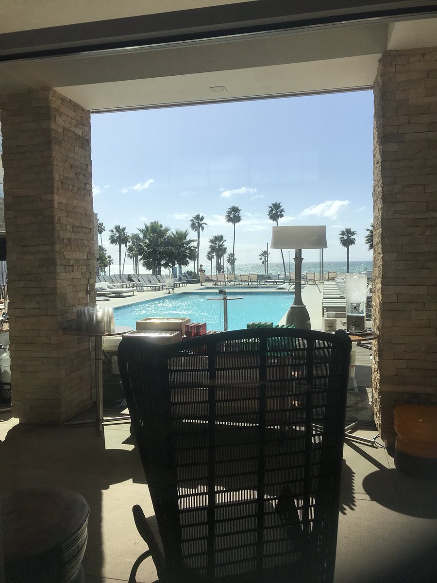 joan_e's tweet image. I’m in sunny California for #CodeMedia, where I’m spending most of my time hunched over a laptop instead of enjoying the beach which is literally just RIGHT THERE