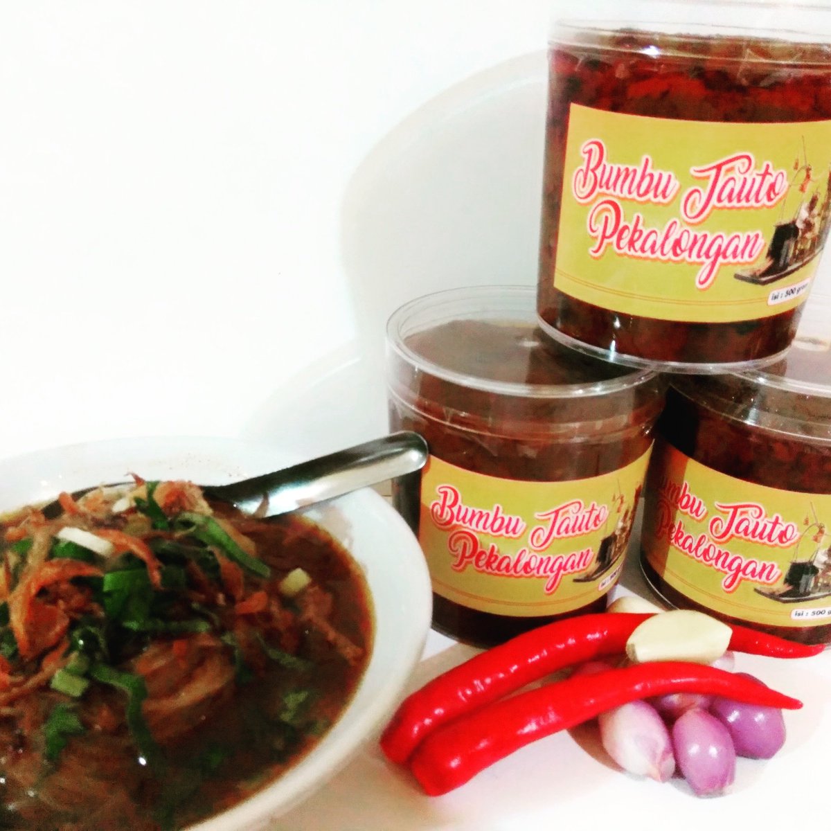 SOTOPPIPpekl's tweet photo. BUMBU TAUTO PPIP PEKALONGAN 
kini hadir dalam kemasan 
Bisa buat oleh-oleh atau masak sendiri dirumah 
Harga Rp. 85.000,-  isi 500 gram
 MENDOAN INSTAN 
Tinggal panasin minyak tanpa perlu belepotan bikin adonan tepung .
Harga Rp. 15.000,-
Siap kirim2 
Wa. 085742148001 https://t.co/rbN1eyOuZ4