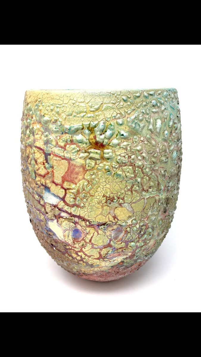 iancartyceramic's tweet photo. new vases https://t.co/BOJiMdMrz9