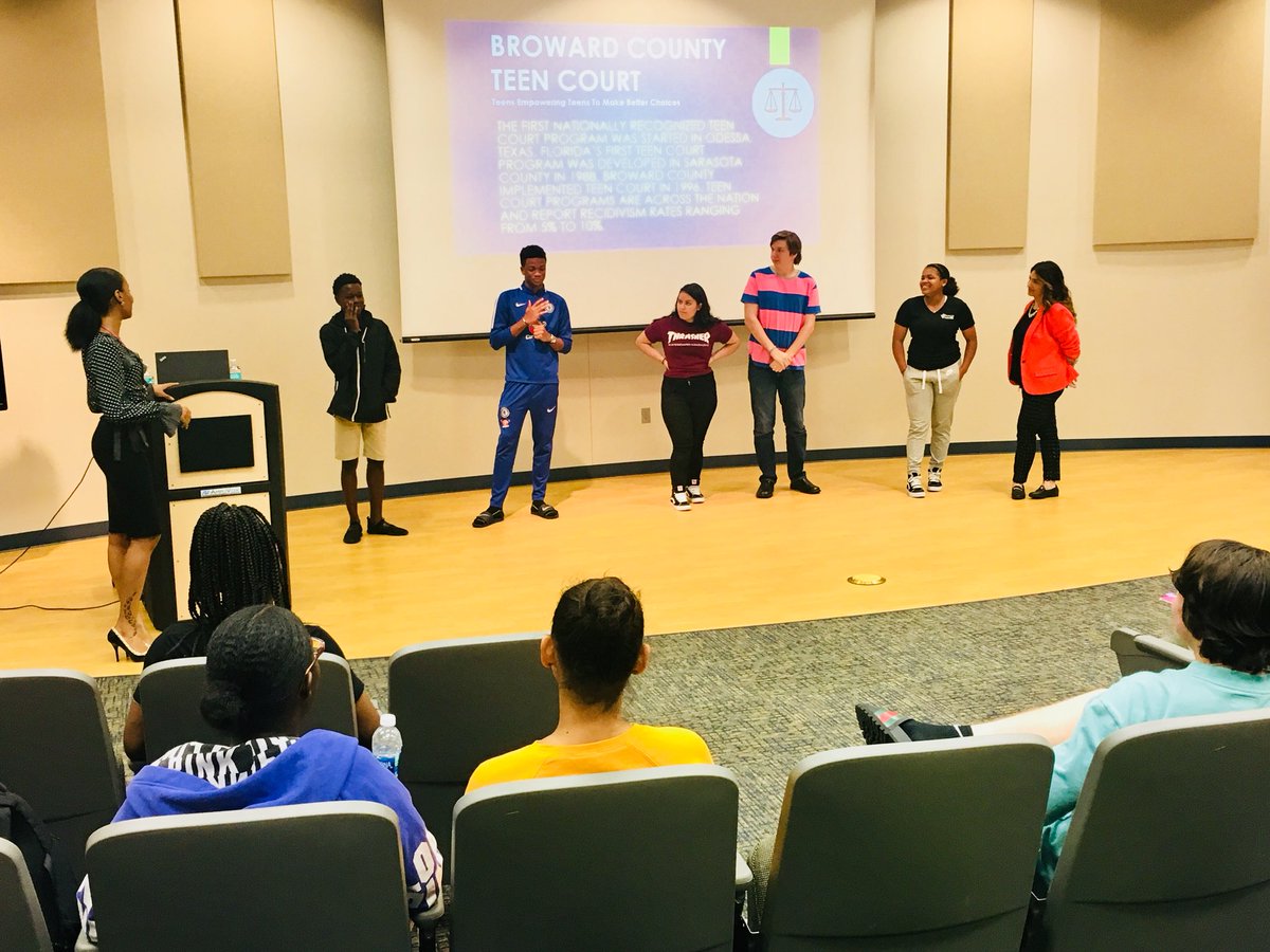 flhs_magnet's tweet photo. Did you know that you DON’T have to go to law school to work in the legal field? Just ask anyone who attended last Friday’s #LAWTalk by Case Managers from Broward’s Teen Court! #prelaw #TeenCourt #lawcareers #lawgoals @flhsprincipal https://t.co/hzDrARTsM4