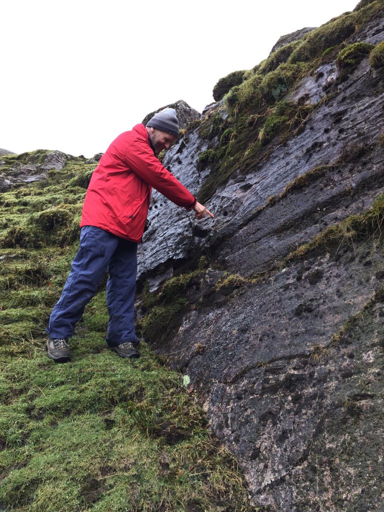AnnetteMcGrath7's tweet photo. Photos from my 2nd residential course: GEOLOGY OF SCOTLAND at the gorgeous @HighamHall with a trip to see the Borrowdale Volcanic Group in stunning Seathwaite. Find out more about the #geology of the Lakes on my PG Dip https://t.co/gWhgc6LPez @UniOfYork #york #lifelonglearning https://t.co/s7kr5YG2Qm