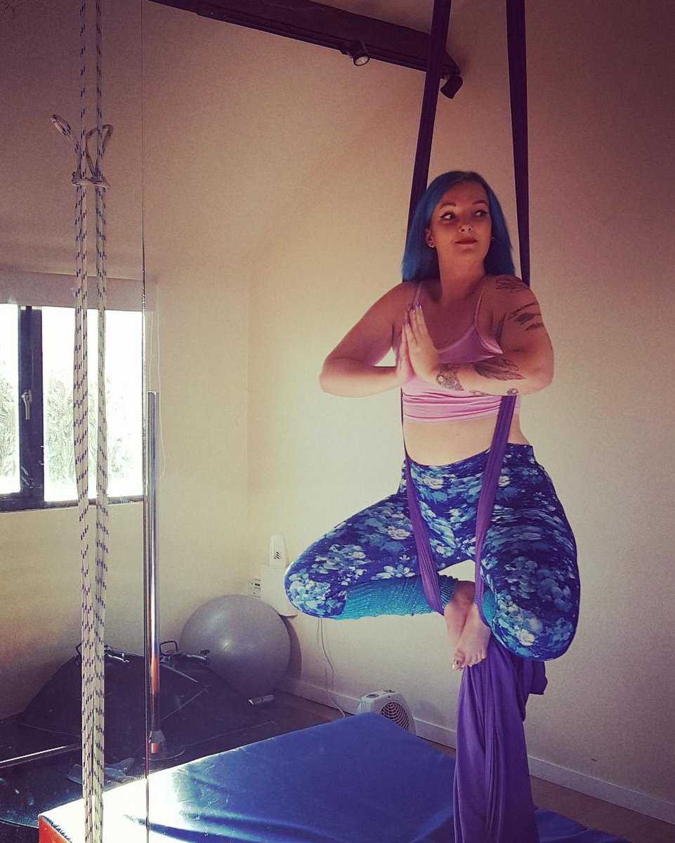 Just hanging around ... loving learning aerial skills #aerialsilks #Circus #circusskills #hangingaround #misssugarbomb #motivationalmonday