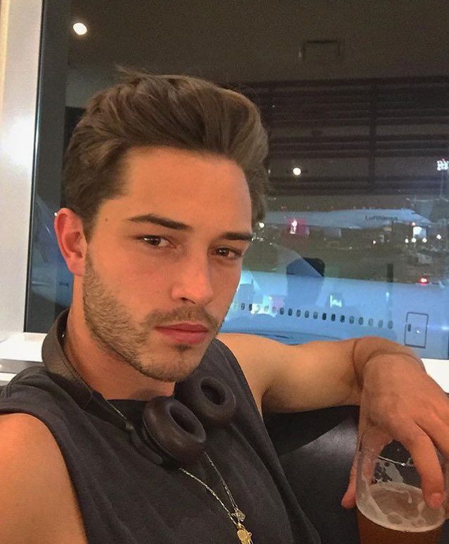 FamousBaseRPG's tweet image. • Jack Gilinsky •

》 @gilinskywiId