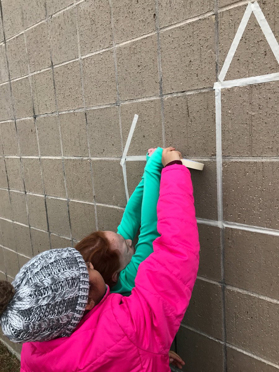 BriG_AMS's tweet photo. More castles @HumbleISD_PFE  #pineforest3rd https://t.co/H8SVpCSTSO