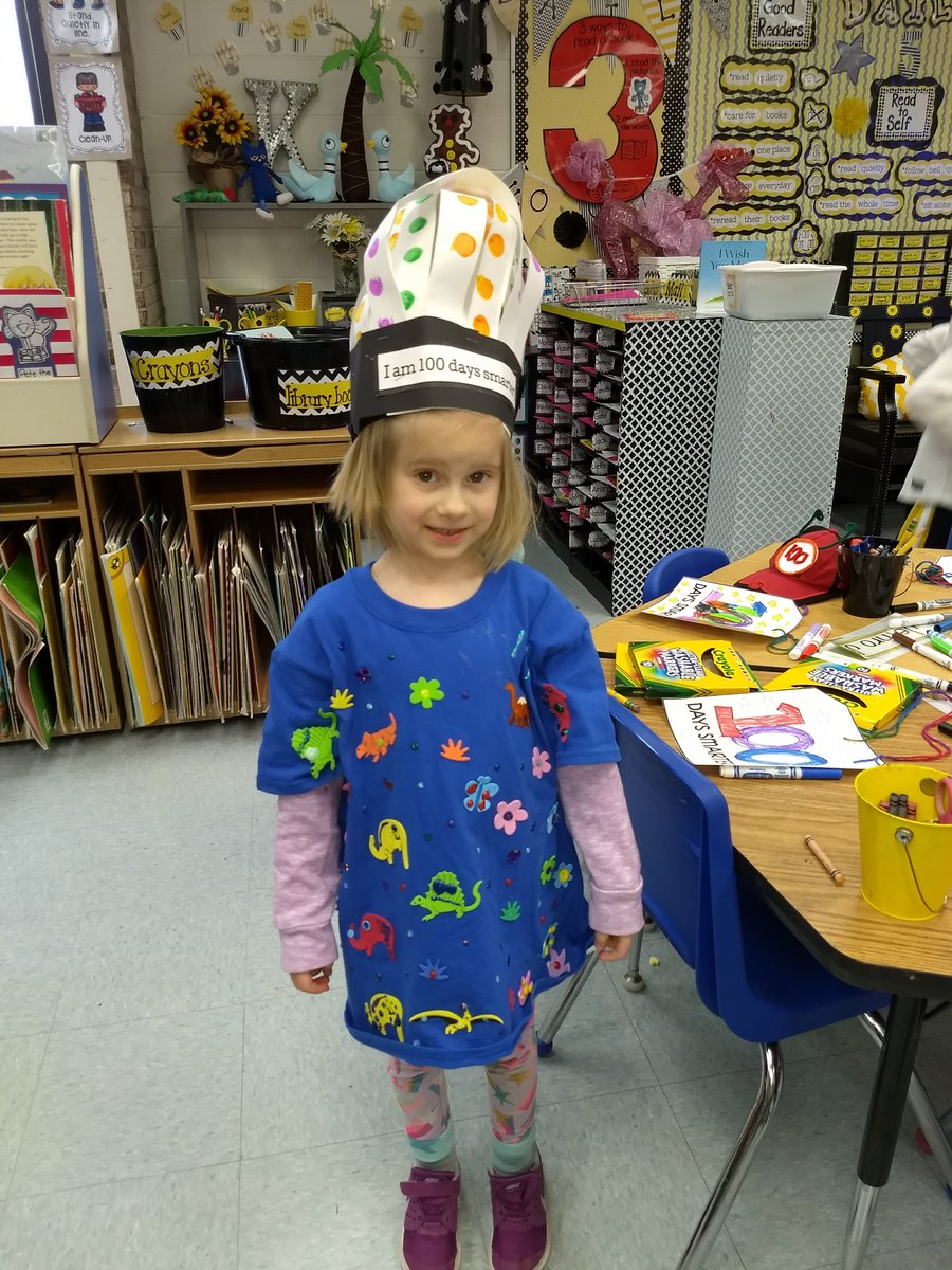 ccsd21riley's tweet photo. Kindergarten Students celebrated 100th last Wednesday! They celebrated with many educational math activities. Their clothes had 100 items! They took a brain break that had 10 exercises with 10 repetitions! #21learns #countingby5’s #countingby10’s #100thdayofschool https://t.co/lXxZNRssQJ