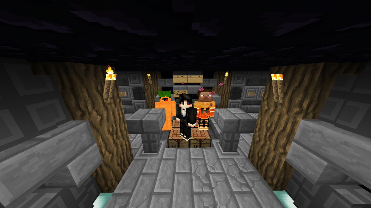 DownFallDF's tweet photo. Another successful raid today on @PlexiumPvP. Raided Myth (Ftop #3) we got 18 iron golem spawners and a lot of masks #DFOP #DFSQUAD https://t.co/OvQZvxj7K9