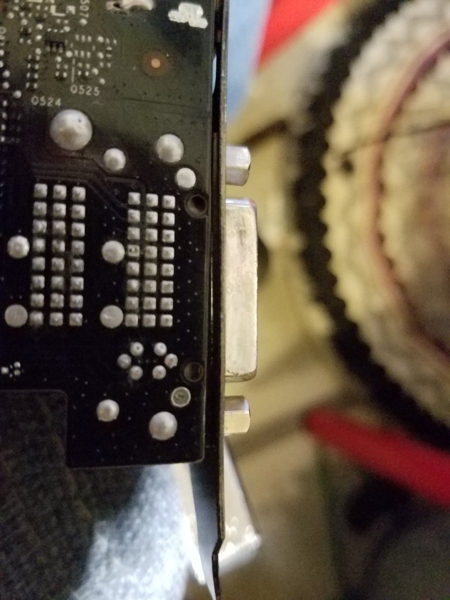 AAtlasia's tweet photo. Hey @TEAMEVGA what the hell is this RMA... https://t.co/ASFHz6erki