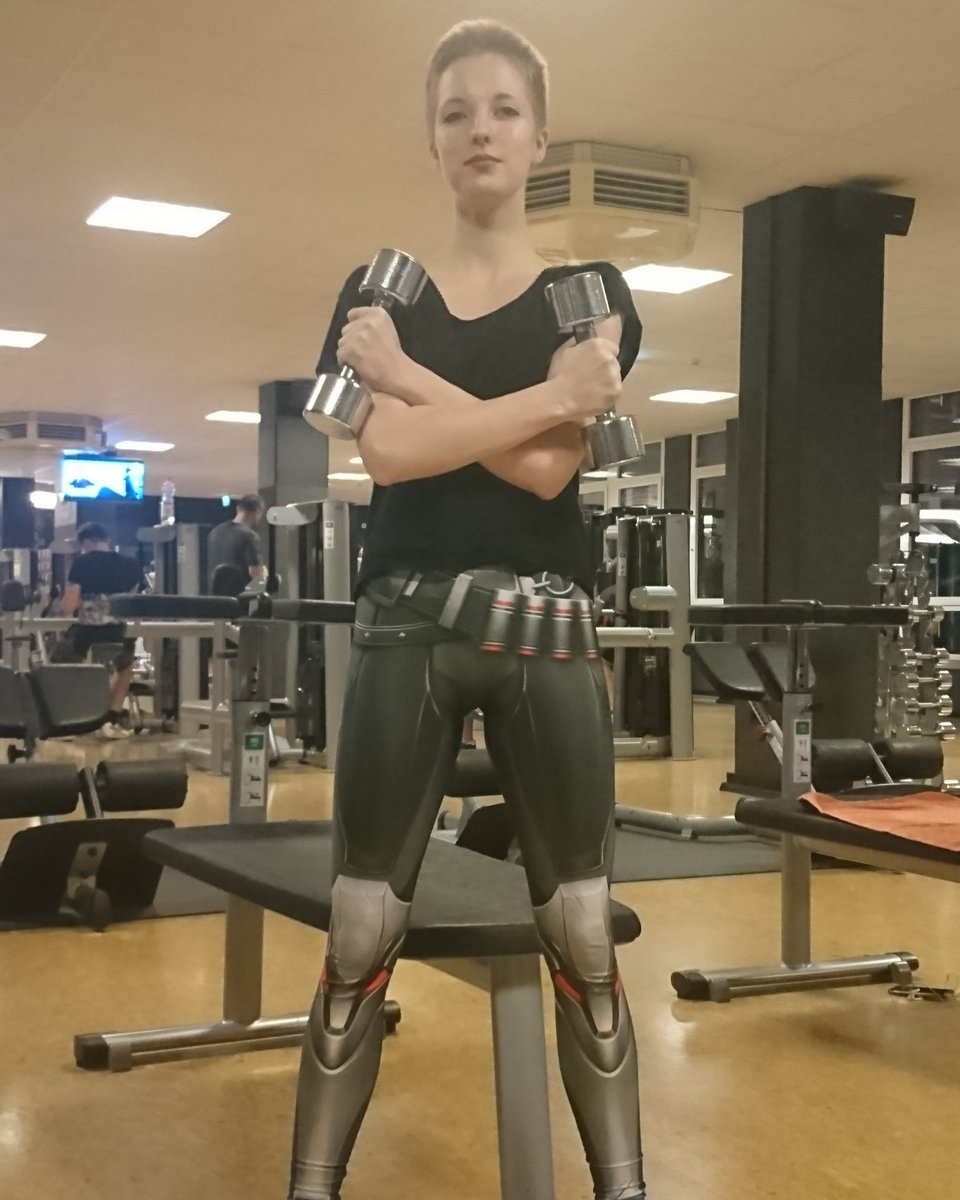 LordlingBilly's tweet photo. Wanna show you my new Reaper leggings from @wildbangarang 's #Overwatch collection. It is so awesome, comfy and i totally love the design 💖💖💖
#wildbangarang #overwatchcollection #reaper https://t.co/Al2AvDWRtj