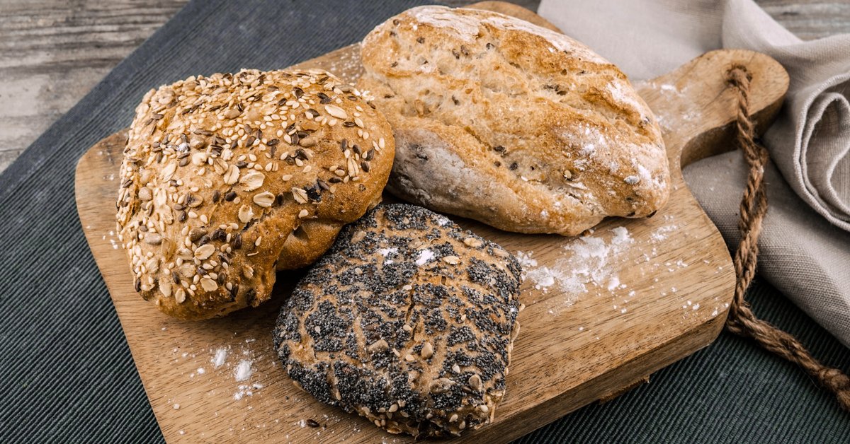 AusContinence's tweet image. This week is #SmartEatingWeek, do you eat enough Fibre? Fibre improves bowel function and is found in foods such as multi grain or whole grain breads, cereals and cereal products, fruit, vegetables, legumes, nuts and seeds #bowelhealth ow.ly/dQ4630il2MI